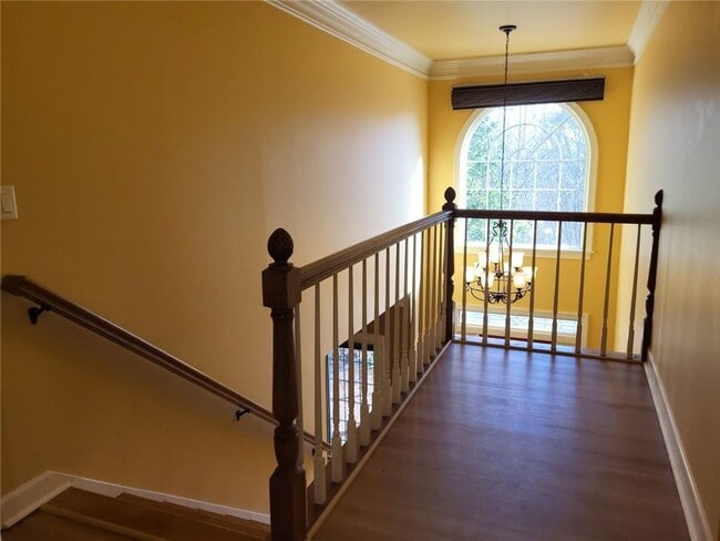 Building Photo - 2438 Kings Arms Dr