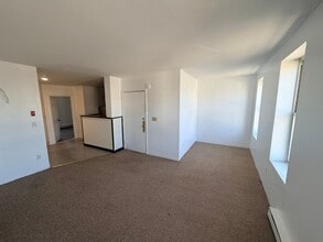 Building Photo - 278 4th St