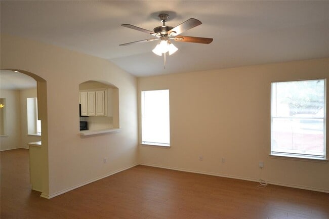 Building Photo - 3207 Picton Ct