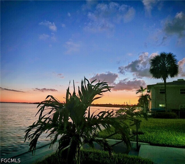 Building Photo - 3300 N Key Dr