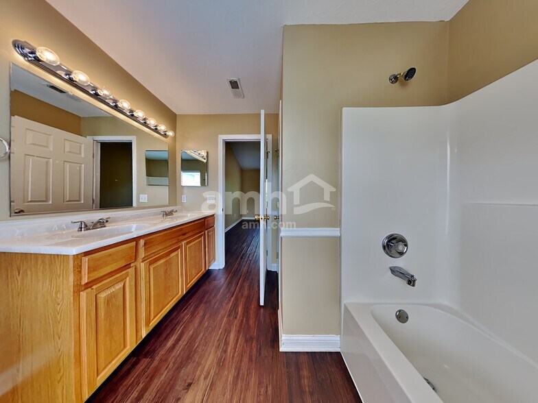 Building Photo - 3036 Abby Way