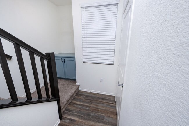Building Photo - Amazing 3 Bedroom Condo available now! Totally loaded unit, schedule a tour today!