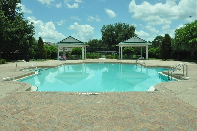 Building Photo - 7948 Edgewood Forest Dr