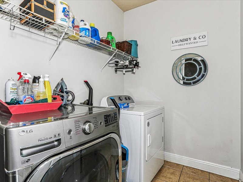 Building Photo - 405 Pendo Pl