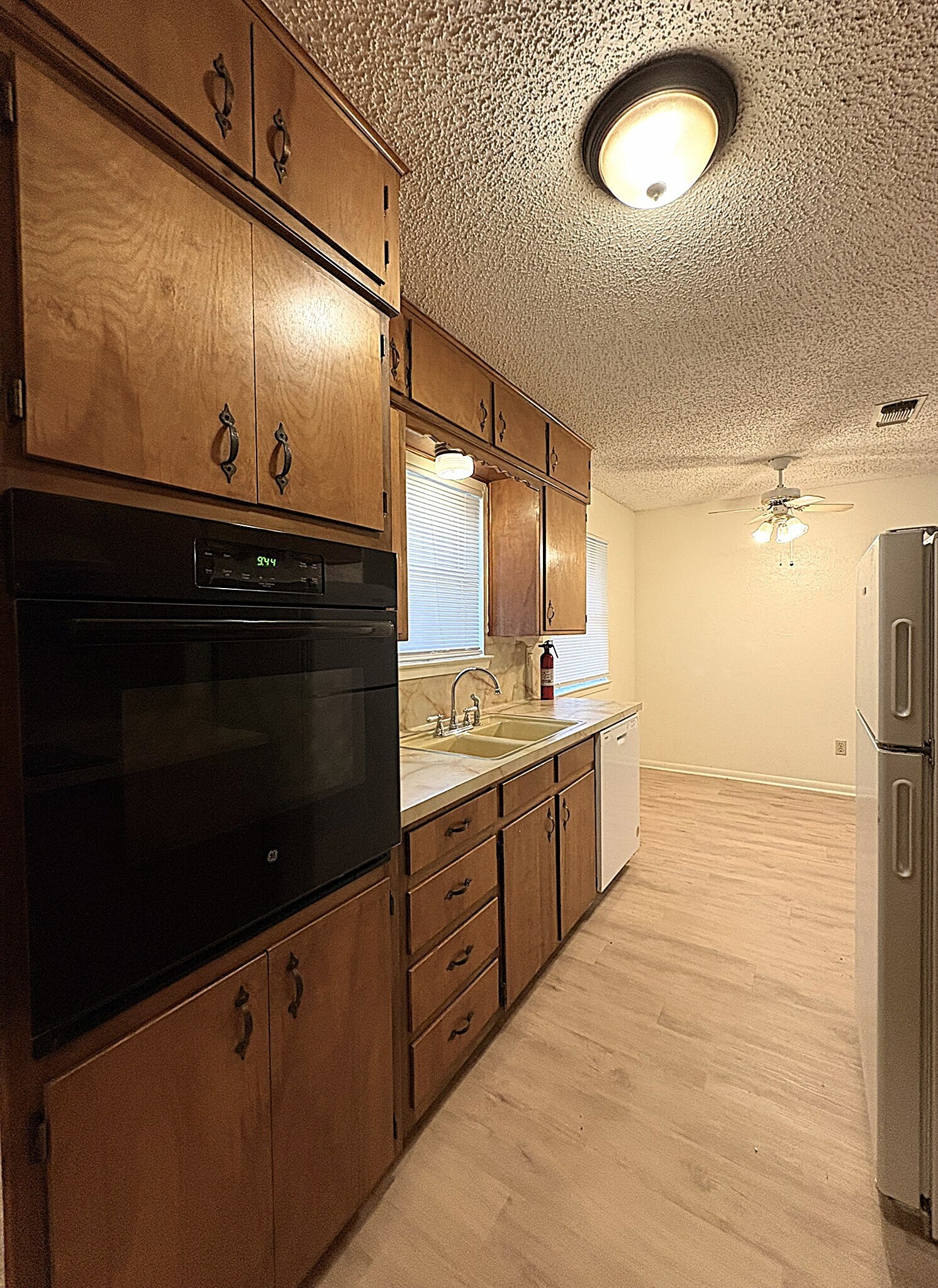 Building Photo - 1119 Rhonda Lee St