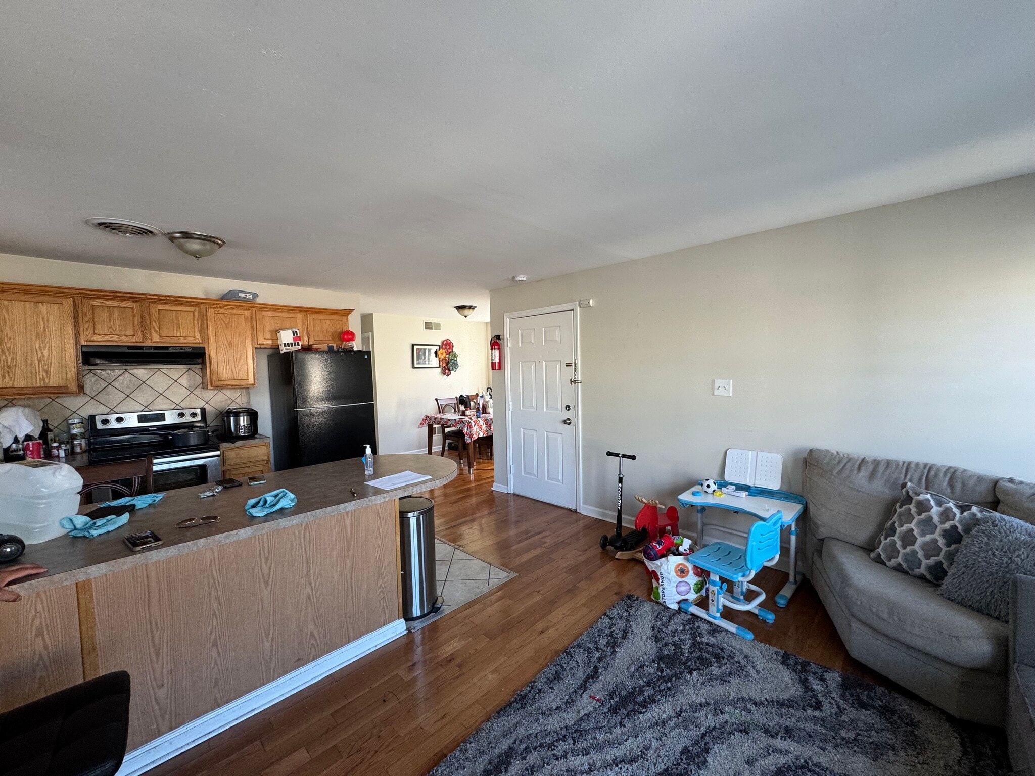 Building Photo - 70 Chadwick St