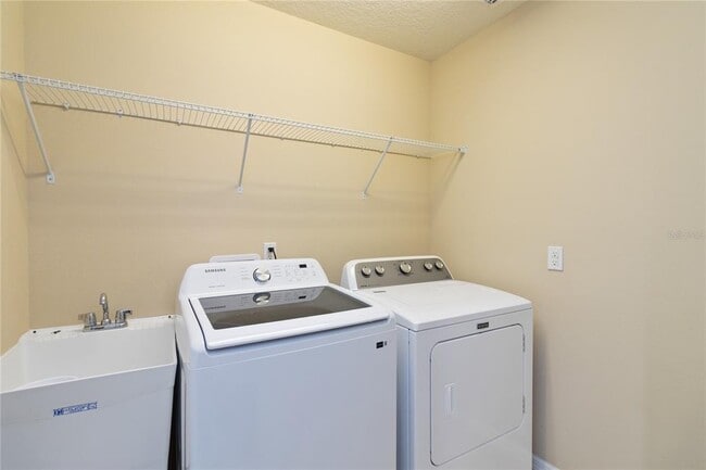 Building Photo - 12096 Talitha Ln