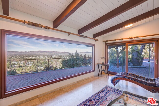 Building Photo - 4520 Gable Dr