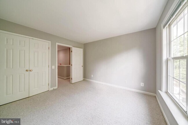 Building Photo - 6138 Manchester Park Cir