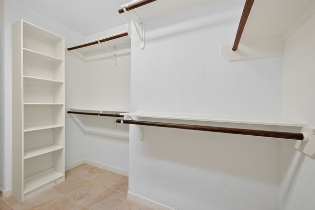 Building Photo - 9511 Mankay Ln
