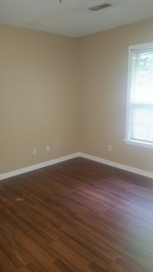 Building Photo - 3518 Acorn Woods Way,
