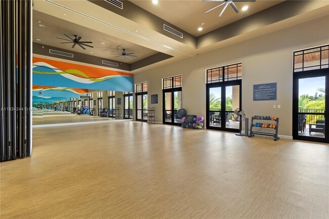 Building Photo - 9600 Town Parc Cir N