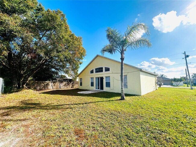 Building Photo - 40 Coventry Ct