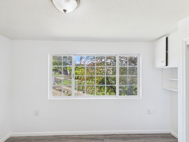 Building Photo - 2135 Washington St