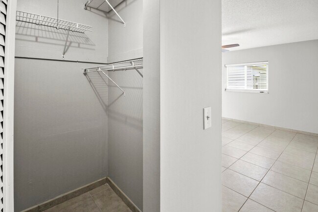 Building Photo - 22493 SW 56th Ave