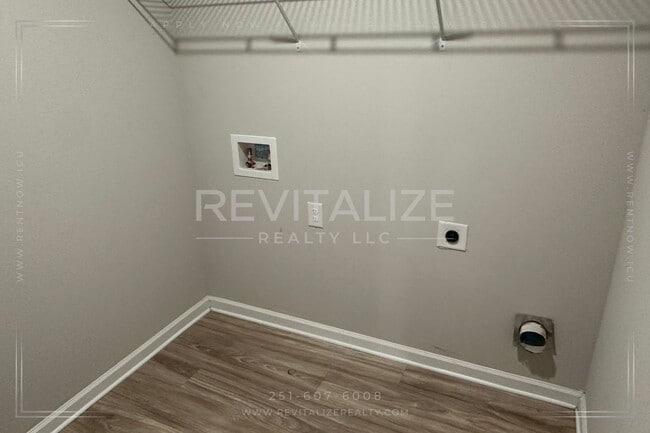 Building Photo - COMING SOON      Beautiful 4 Bedroom/2 Bathroom House in West Mobile with Community Pool!