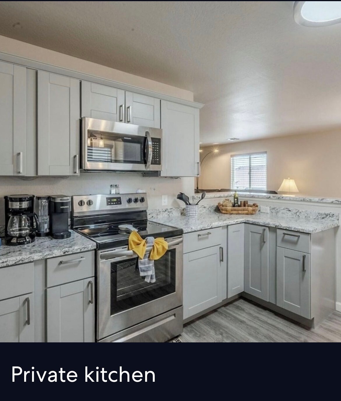 Building Photo - 10177 E La Palma Ave