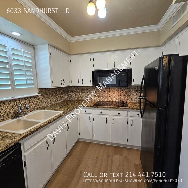 Building Photo - 6033 SANDHURST-D
