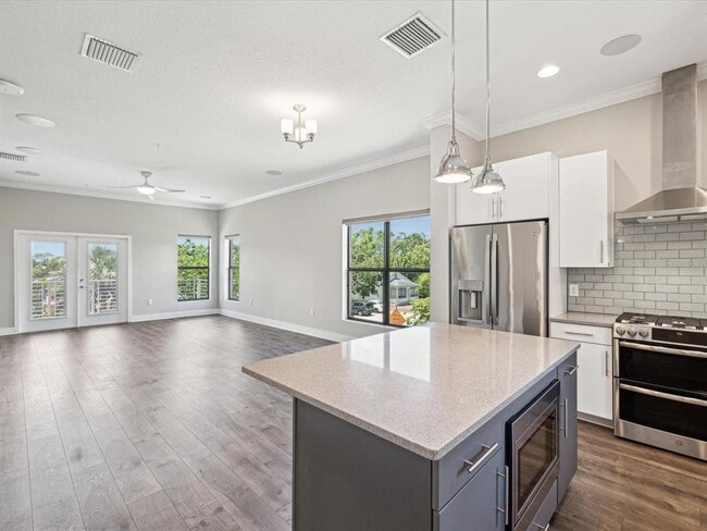 Building Photo - 946 Highland Ave