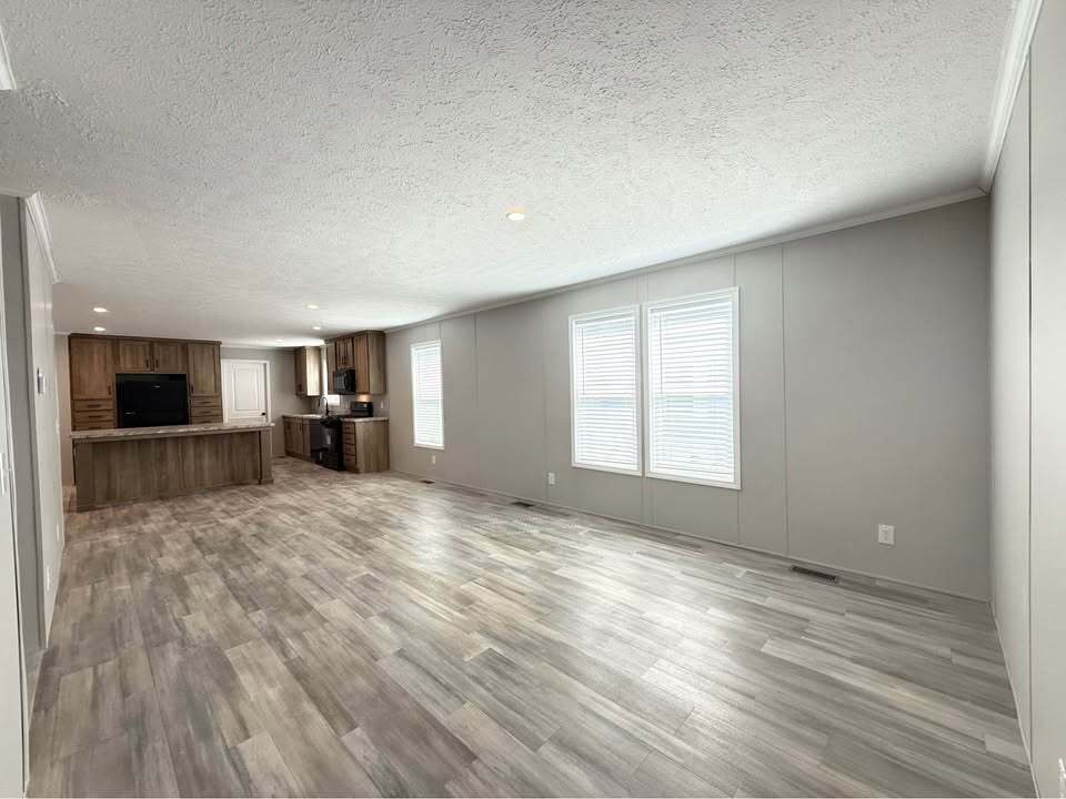 Building Photo - 29811 W Essex Ct