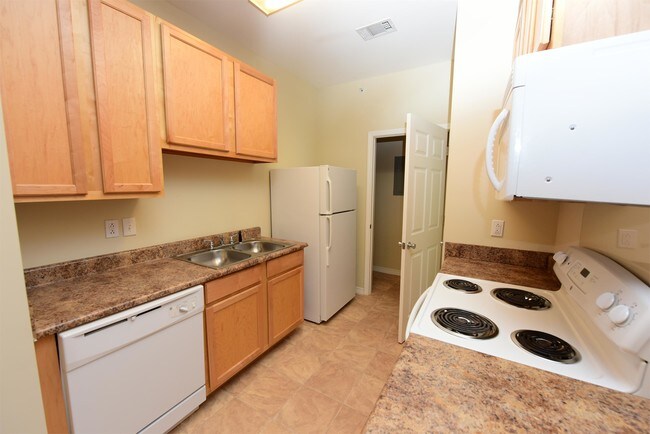 Building Photo - 317 Dominion Dr