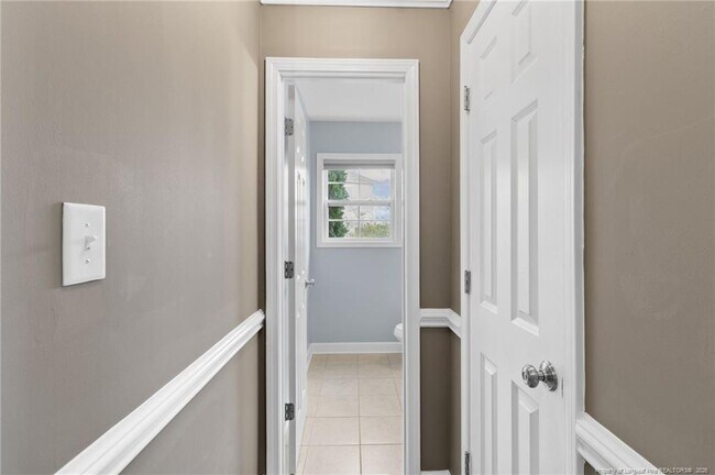 Building Photo - 269 Declaration Dr