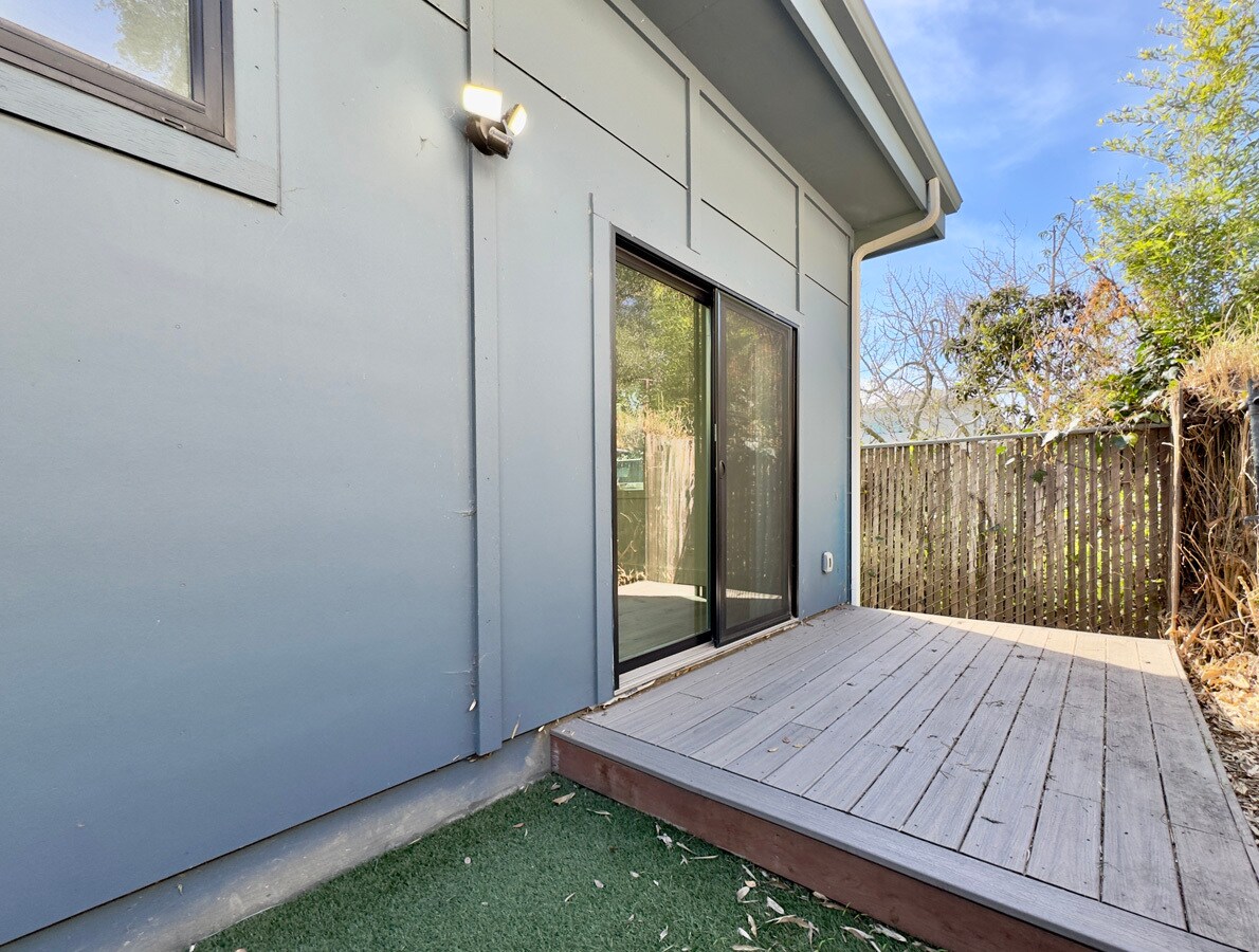 Building Photo - 1038 62nd St