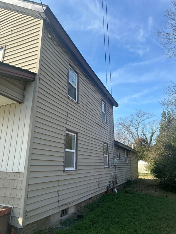 Building Photo - 504 Spellman St