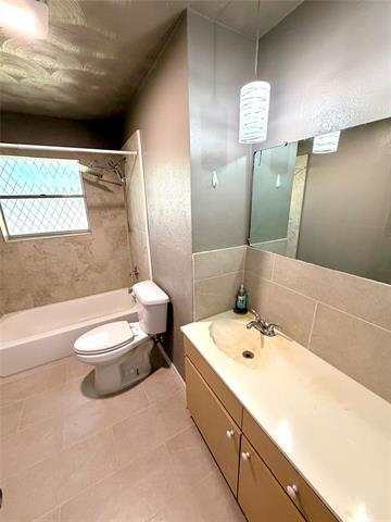 Building Photo - 1413 Potomac Dr