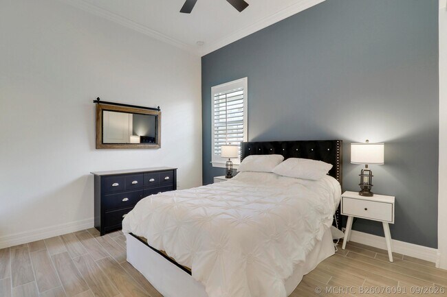 Building Photo - 10909 Stellar Cir