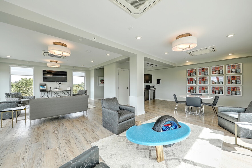 Primary Photo - Rumford Center