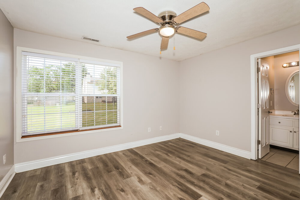 Building Photo - 10207 Carmine Dr
