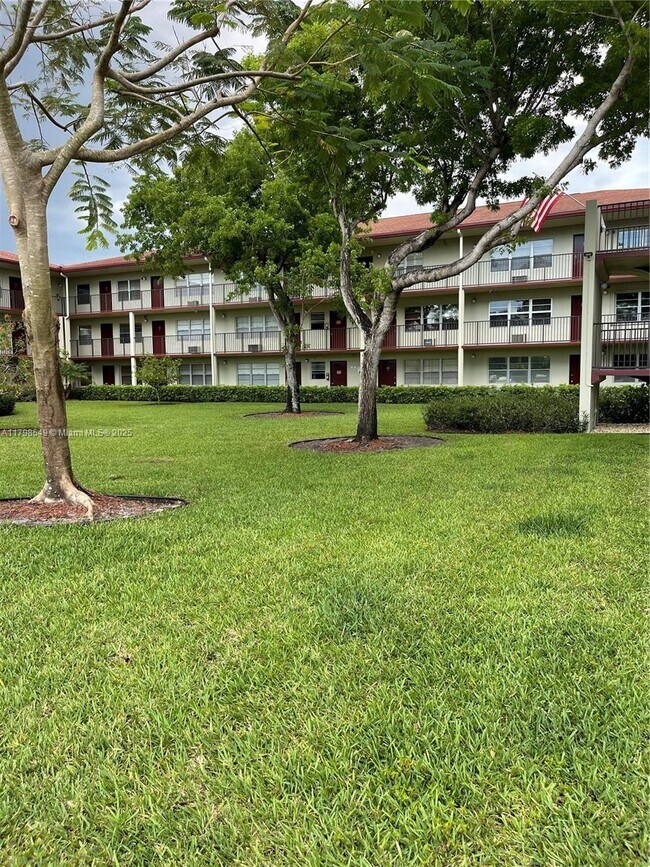 Building Photo - 151 SW 135th Terrace