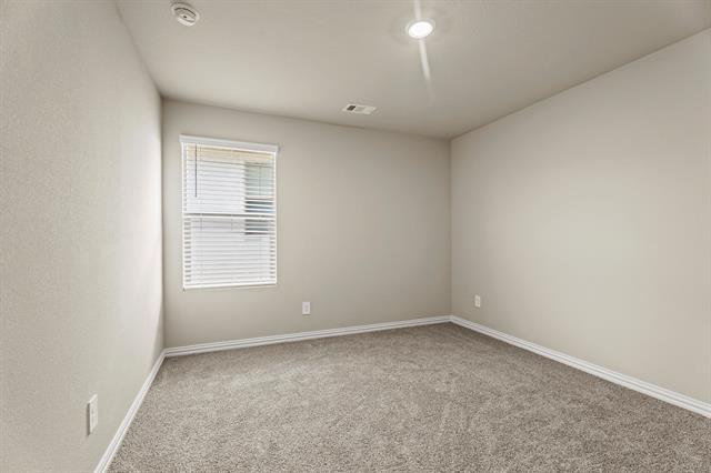 Building Photo - 2275 Clf Spgs Dr