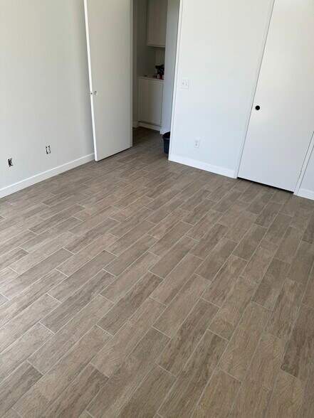 Building Photo - 366 Samsara Ct