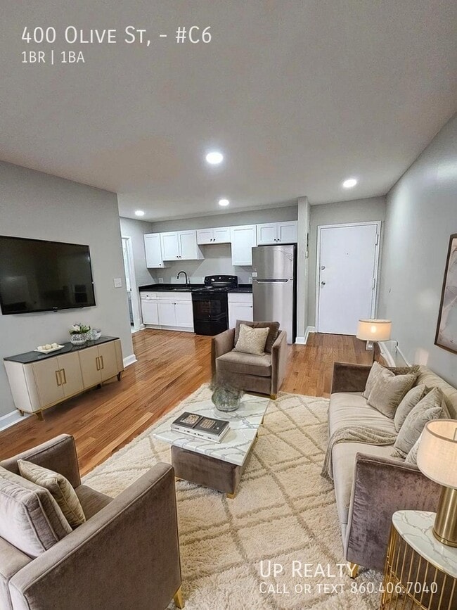 Primary Photo - 400 Olive St