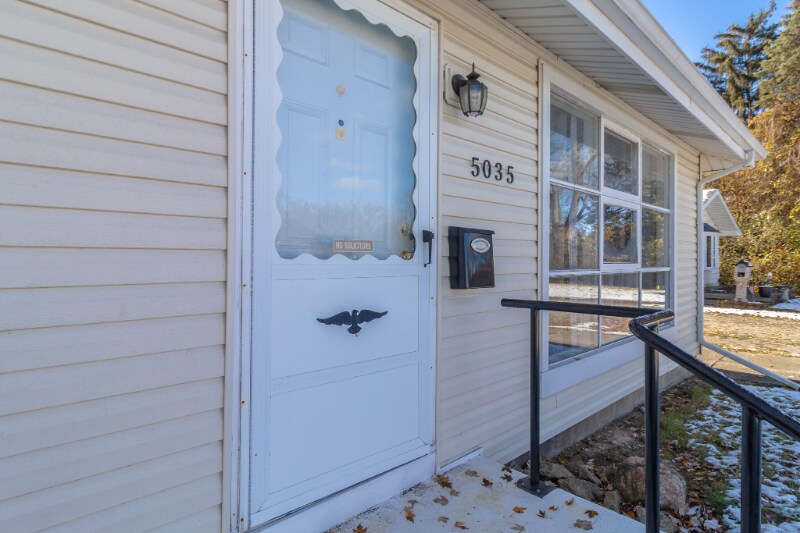 Building Photo - 5035 Norwich Rd