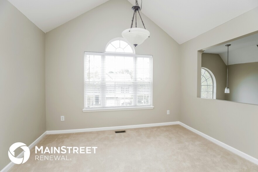 Building Photo - 3012 Edgefield Dr SW