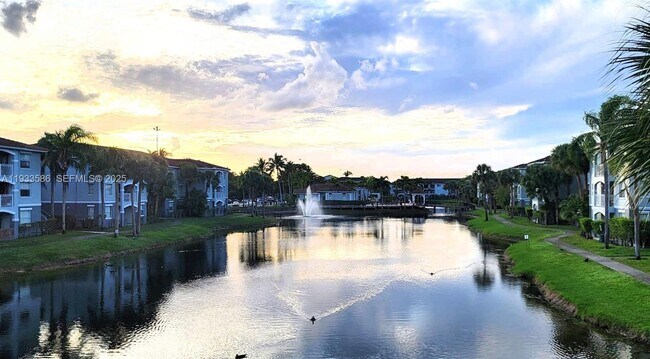 Building Photo - 150 NW 96th Ave