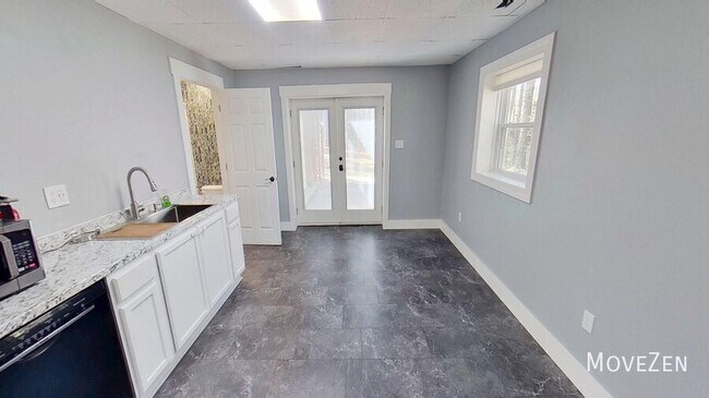 Building Photo - 4711 Highview Pl