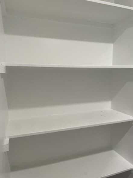 Building Photo - 606 Woodhollow Dr