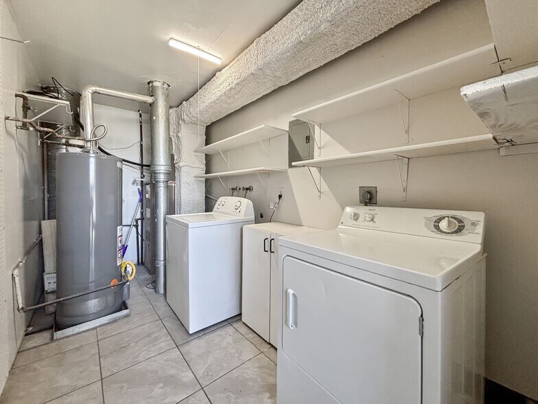 Building Photo - 4650 Quail Park Dr