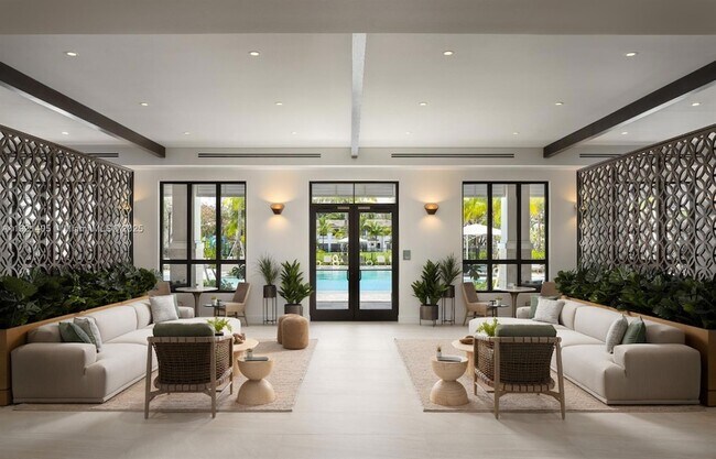 Building Photo - 1874 Heron Club Dr