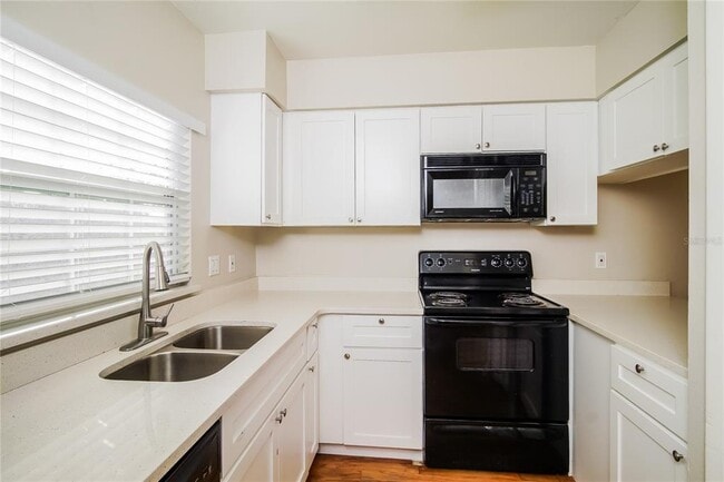 Building Photo - 7610 Pacific Heights Cir