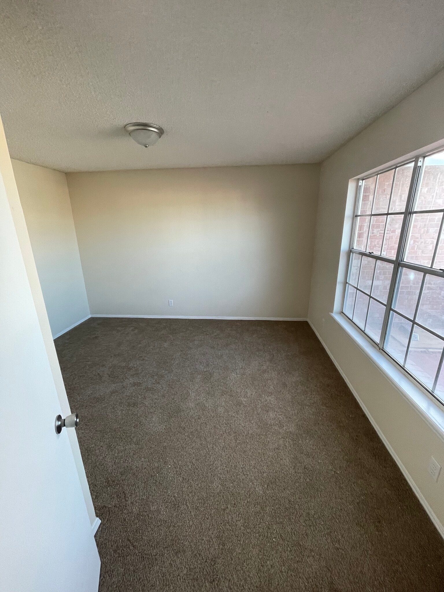 Building Photo - 4740 Tumbleweed Ave