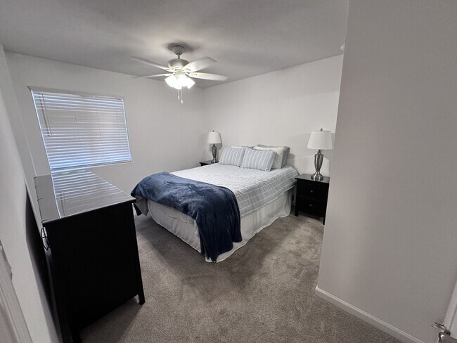 Building Photo - 441 Moser Ave