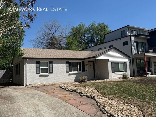 Building Photo - 2120 Irving St