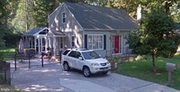 Building Photo - 408 Hamilton Rd