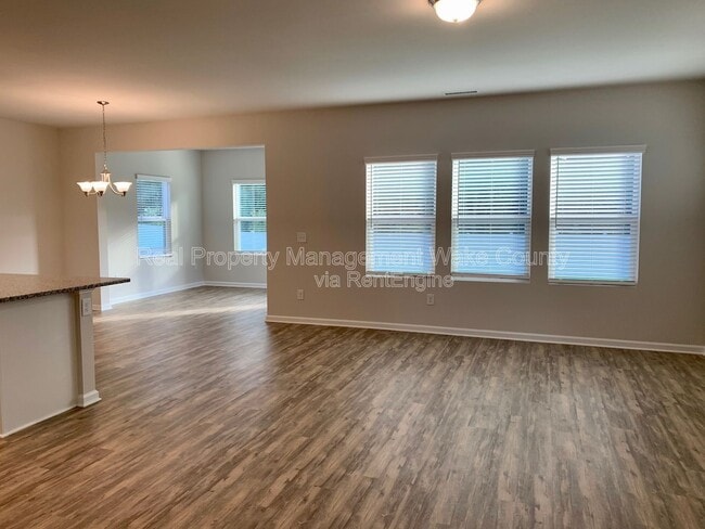 Building Photo - 3116 Lake Barkley Way