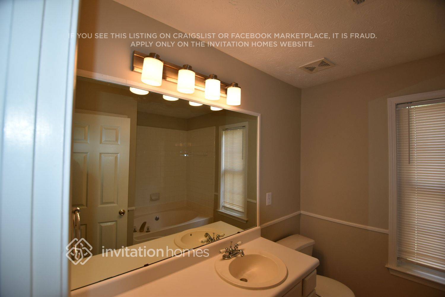 Building Photo - 1285 Norwalk Trce